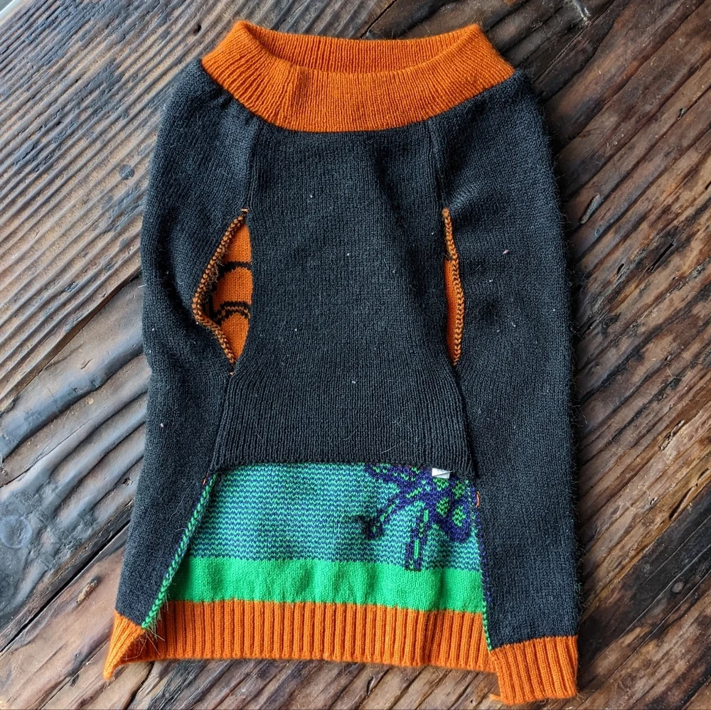 🐶 Spooky Halloween Knit Dog Sweater with Spider Pet Spirit Medium